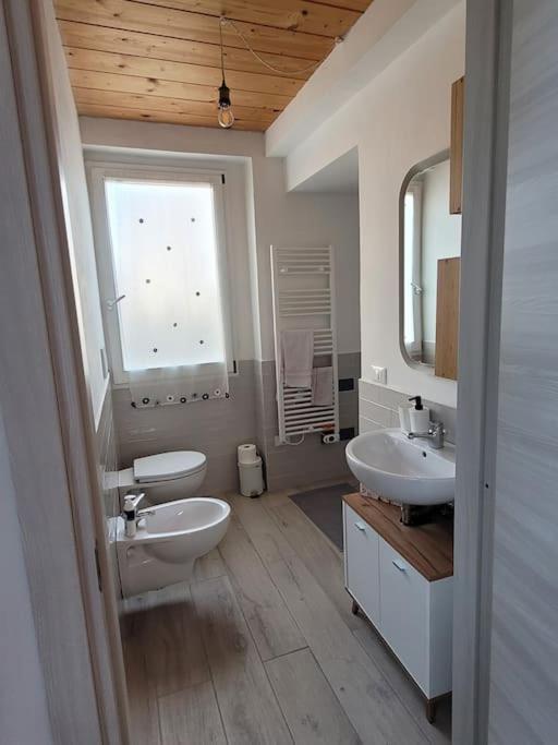 Casa Fiori Blu - Figline Valdarno Apartment Luaran gambar